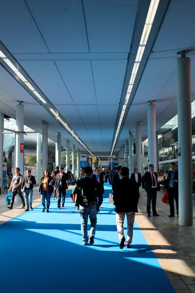 With more than 1,600 companies and 120,000 m² of net exhibition space booked and distributed across 12 halls, EMO Milano (5-10 October 2015) was a bright reflection of a positive trend in European machine tool production. (Source: Schulz)