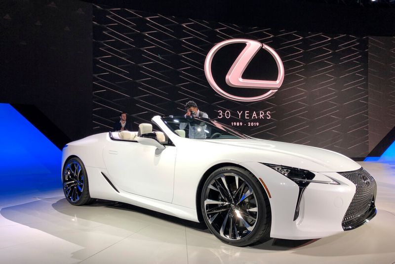 Dabei ist die Serienfertigung des offenen Lexus LC noch gar nicht offiziell. (SP-X/Michael Gebhardt)