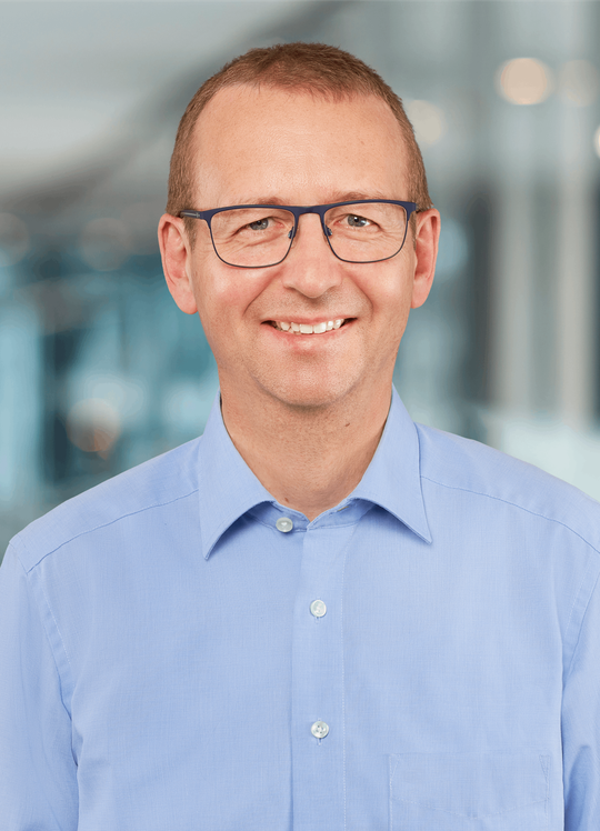 Dr. Matthias Haufe, Leiter Materialentwicklung und Industrialisierung des Reifenbereichs von Continental.(Bild:  Continental)