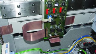 Eingesteckt:  Flexible steckbare Verbindungssysteme für das Blutgerinnungsmessgerät. Bilder: Heider-Peschel (Archiv: Vogel Business Media)