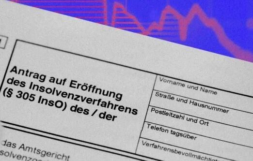 Deliotte hat sich umgehört, was in verschiedenen Branchen die Zukunft bringt. Was dabei herauskam, ist nicht wirklich erquickend. Vor allem mache die Mobilitätswende demnächst vielen Automobilzulieferern zu schaffen. Auch der Einzelhandel sollte sich warm anziehen ...(Bild:  Ausdiemaus)