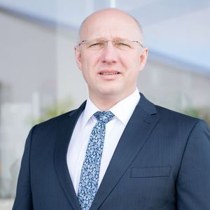 Christoph Dumschat, Geschäftsführer und Gründer, Intermedt Medizin & Technik GmbH: „Anfangs waren die gute Performance, und das Preis-Leistungs-Verhältnis für uns die überzeugenden Faktoren. Mittlerweile kommt dazu, dass sich Tags und Schreib-Leseköpfe in der Alltagspraxis als extrem zuverlässig erwiesen haben“ (Bild:  Intermedt)