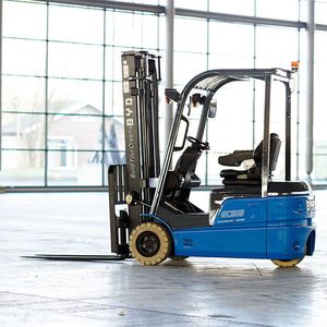 Der ECB18C von Newcomer BYD – ein „europäischer Chinese“ – punktet insbesondere mit der Leistungsdichte und Lebensdauer seiner Lithium-Eisenphosphat-Batterie.