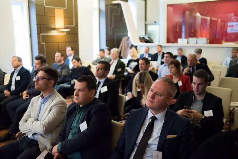 At the Budapest automotive conference participants discussed the latest trends and developments of the industry. (Kod Media)