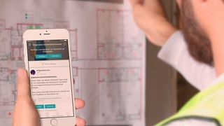 Gerade im B2B ist es nicht einfach, alle Mitarbeiter in die interne Kommunikation mit einzubinden. Eine Mitarbeiter-App kann dabei helfen. (Beekeeper AG)
