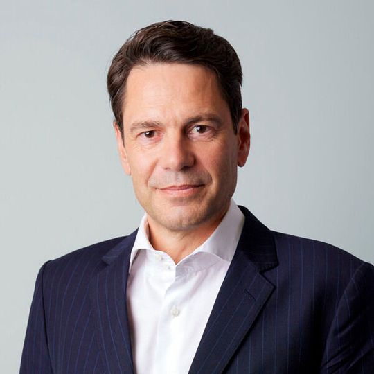 Stefan Brupbacher, Direktor Swissmem: «Das WEF 2026 hat sehr deutlich gemacht, dass wir uns in einer Übergangsphase der globalen Ordnung befinden: weg von einer regelbasierten, multilateralen Welt hin zu Blockbildung, Machtpolitik und wirtschaftlicher Regionalisierung. Für die Schweiz als exportorientiertes Hochtechnologieland ist das eine anspruchsvolle, aber nicht aussichtslose Ausgangslage.»(Bild:  Swissmem)