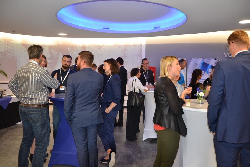 Noch eine Kaffeepause, bevor es in einen der zwei letzten Parallelworkshops geht. (Bild: LABORPRAXIS)