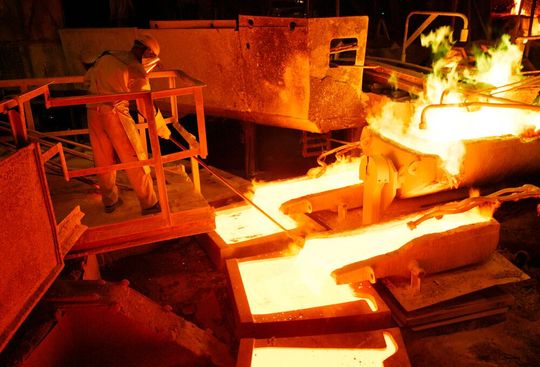 Aurubis, der Metallrecycler und Spezialist für die Kupferrückgewinnung, hat im US-Bundesstaat Georgia ein Recyclingwerk eröffnet. Das ist in Sachen Kreislaufwirtschaft ein positives Signal. Doch in Sachen Gewinnerwartungen für 2024/25 schraubt man die Prognosen zurück ...(Bild:  Aurubis)