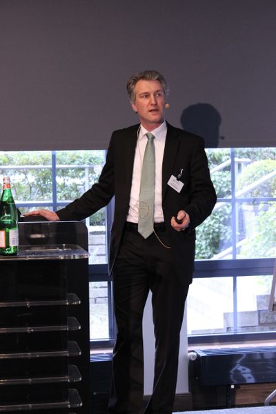 Frank Niemann verfügt über 15 Jahre profunde Marktkenntnis und ist ein gefragter Experte. In seiner Rolle als Principal Consultant Software & SaaS Markets ist er Mitglied des weltweiten PAC Software- sowie SAP-Services Resarch Team. In seiner Keynote stellte Frank Niemann die PAC-Studie »In-Memory-Datenanalyse in Zeiten von Big Data«: Multi-Client Studie Big Data (Bild: Svenja Mohn)