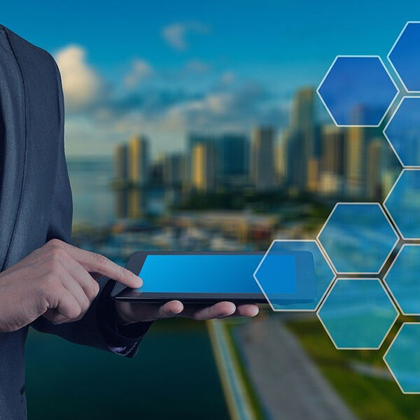Conrad Connect dient als zentrale Plattform für Smart-City-Lösungen.