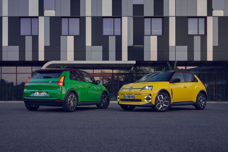 Der neue R5 wird gerade laut bejubelt – ob sich die Euphorie in den Verkaufszahlen widerspiegelt, muss sich zeigen. (Bild: Renault)