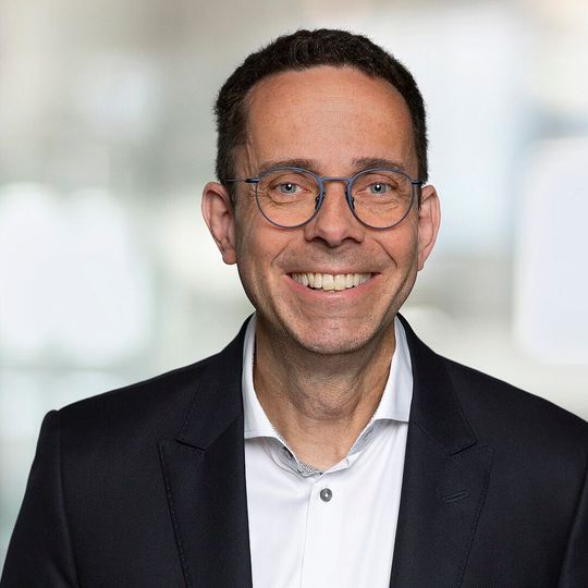 Wolfgang Weber ist seit 2020 Vorsitzender der Geschäftsführung des ZVEI e. V. (Bild:  ZVEI e.V./ Melanie Bauer)