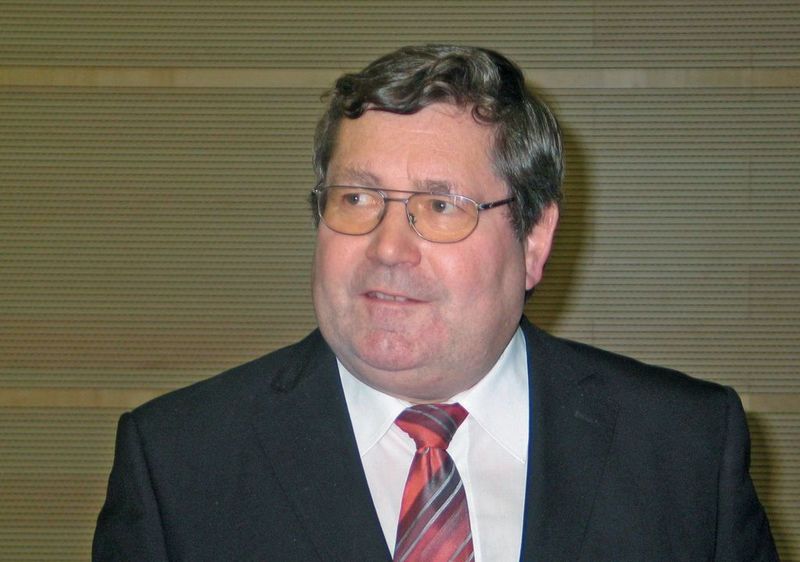 „Natürlich gibt es immer noch Großkunden, die nach wie vor ausschließlich über den nackten Einkaufspreis beschaffen und sich damit ihre Produktion kaputtsparen“, weiß Engelbert Adam, Vorsitzender des Fachverbandes Werkzeugbau im VDMA in Frankfurt. Bild: Kuttkat (Archiv: Vogel Business Media)
