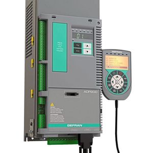 Eine spezielle Proportional-Integral-Differential-Regelung (PID) in den neuen Frequenzumrichtern der Gefran-Serie ADP200 erhöht die Leistungs- und Integrationsfähigkeit von Spritzgießmaschinen.