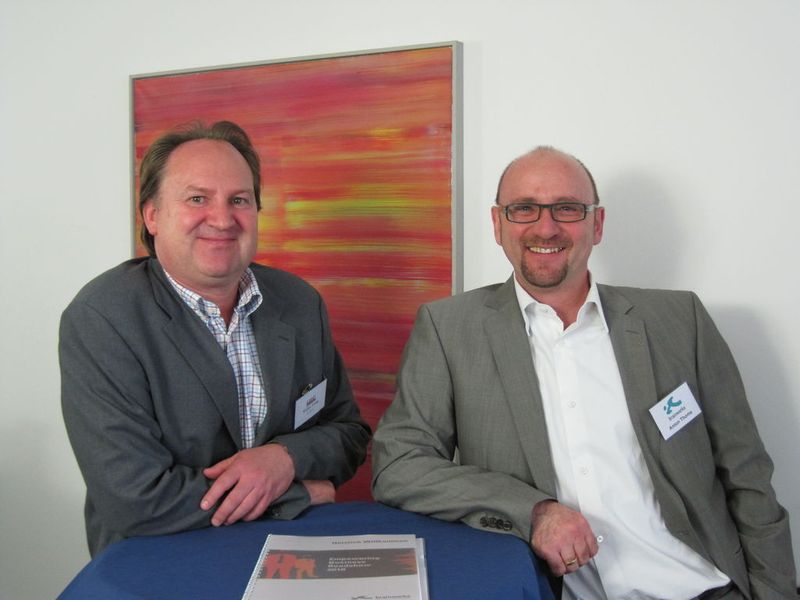 Walter Lang von U-S-C (links) und Anton Thoma (Brainworks) freuen sich über die gelungene Veranstaltungsreihe. (Archiv: Vogel Business Media)