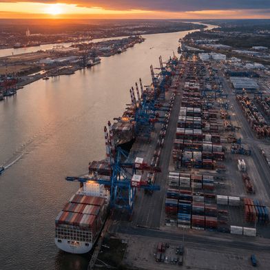 Modern ports and logistics hubs are considered key elements of Europe's security-related infrastructure.  (Picture: AI generated)