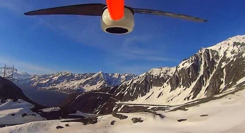 Aufnahme der Dronen-Kamera bei der Alpenüberquerung (microdrones)
