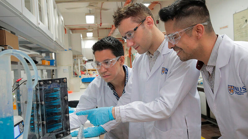 Researchers from NUS Faculty of Engineering have come up with a novel wastewater purification system that can remove up to 99 % of hard-to-treat organic compounds found in industrial wastewater. (National University of Singapore)