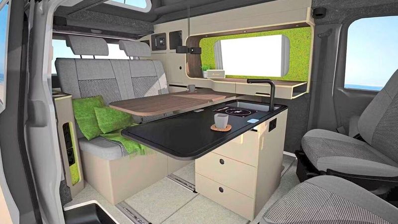 Der Küchenblock lässt sich über ein Schienen-System im Innenraum variabel positionieren. (Bild: Freescape)