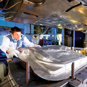 Im Rahmen der Innovationsallianz wurde in fünf Verbundprojekten entlang der gesamten Prozess- und Wertschöpfungskette des Karosseriebaus geforscht.