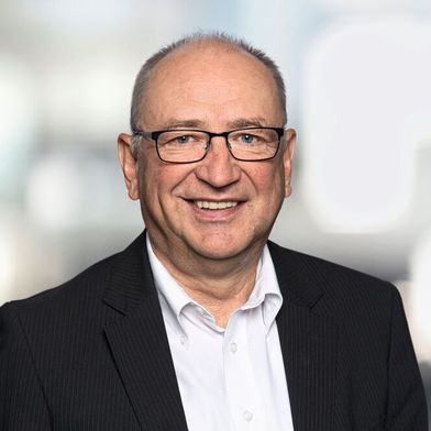 Dr. Markus Winzenick, ZVEI: „Nach wie vor bläst uns der konjunkturelle Gegenwind sehr, sehr rau ins Gesicht.“ (Bild: Melanie Bauer Photodesign / ZVEI )