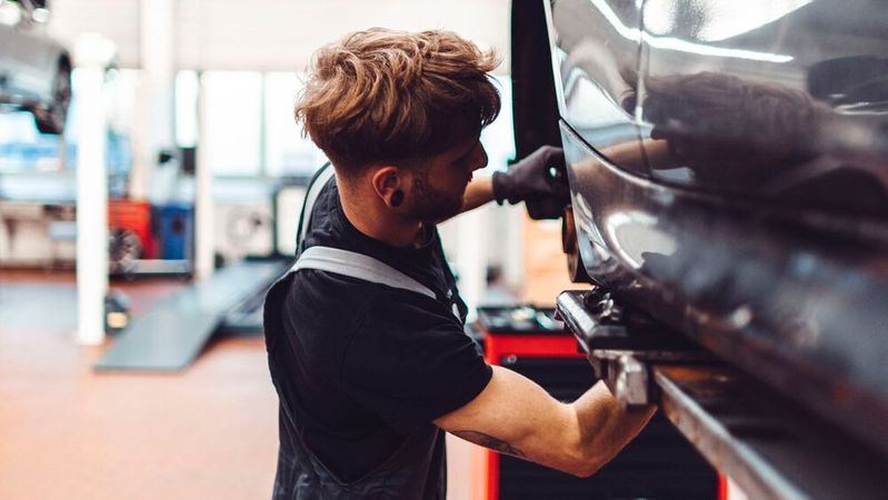 Die Fachkräftestrategie des Kfz-Gewerbes zeigt Wirkung: Die Ausbildungsbetriebe in Baden-Württemberg melden ein Plus bei der Zahl der abgeschlossenen Verträge von 7,7 Prozent.(Bild:  ProMotor)