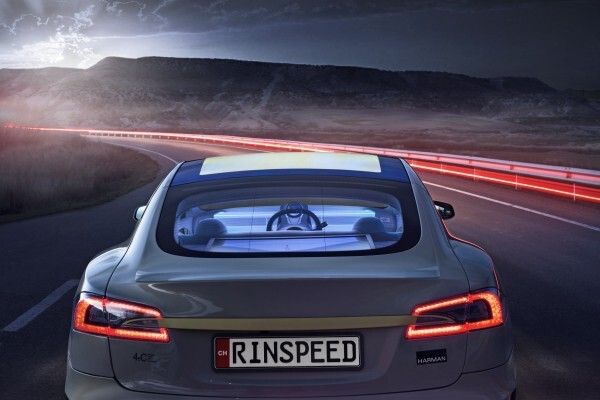 Mit dem vollelektrisch angetriebenen Konzeptfahrzeug „XchangE“ zeigt die Schweizer Ideenschmiede Rinspeed auf dem Genfer Auto-Salon die Zukunft des autonomen Fahrens.  (Rinspeed)