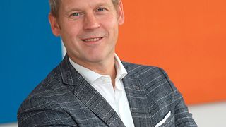 Sven Hölker, Geschäftsführer von Yareto, freut sich über das stetige Wachstum des Vergleichsportals. (Bild: Yareto)