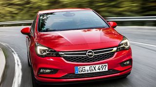 Beim Opel Astra gibt es Probleme mit dem Hauptbremszylinder. (Opel)