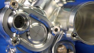 Für optimale Hightech-Frästeile greift die FIT AG nun auf das Know-how der B+W AG zu (Böhm + Wiedemann)