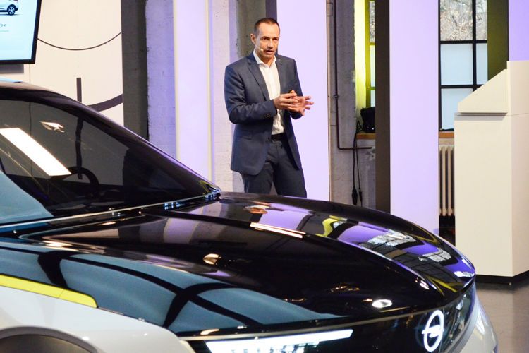Opel-Deutschland-Chef Jürgen Keller beschwor einen erfolgreichen Verlauf der laufenden Opel-Sanierung. (Bild: Rehberg / »kfz-betrieb«)