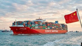 Chinesische Waren reisen öfter ins Ausland als auswärtige Waren nach China. Auch im August hat die zweitgrößte Volkswirtschaft wieder mehr exportiert und damit für einen satten Zuwachs in puncto Handelsüberschuss gesorgt. Das gefällt nicht jedem ... (Bild: KI-generiert)