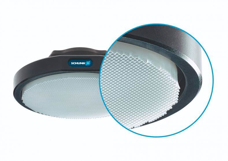 Schunk hat in Zusammenarbeit mit dem Start-up Innocise einen bionisch inspirierten Greifer entwickelt, der auf dem Prinzip der Adhäsion basiert. So ermöglicht er eine automatisierte Handhabung auch in hygienisch sensiblen Umgebungen, oder für empfindliche Werkstücke. Der Greifvorgang selbst komme ohne Energieeinsatz aus, womit etwa im Vergleich zu konventionellen Flächengreifern der Energiebedarf signifikant reduziert wird. (Bild: Schunk)