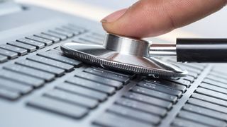 Administratoren können mit dem Open-Source-Tool OpenVAS im Netzwerk nach Sicherheitslücken suchen. (©Witthaya - Fotolia)