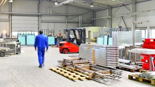 Die Investitionstätigkeit im mittelständischen verarbeitenden Gewerbe entwickelte sich 2022 besser als von vielen erwartet. (Bild: industrieblick - stock.adobe.com)