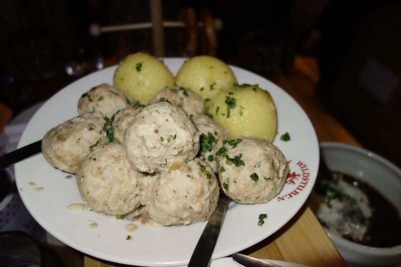 Knödel beleben die Geister! (Vogel IT-Medien)