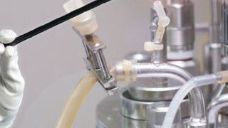 Abb. 1: Man muss nicht zaubern können: Effizientere Ansätze zur Stammkonstruktion sind möglich. (Bild: © lev dolgachov, © rueangwit- stock.adobe.com)