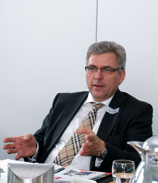 Dr.-Ing. Reiner Lübke ist Geschäftsführer der MVV Energiedienstleistungen GmbH, einer 100%igen Tochter des Energieversorgers MVV Energie. Das Unternehmen betreibt seit über 10 Jahren Contracting.  (Bild: Schäfer)