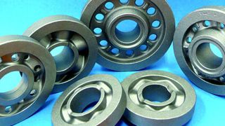 Wellenprofilierte Zahnradrohteile als Beispiel für den Formenleichtbau. (Mahle)