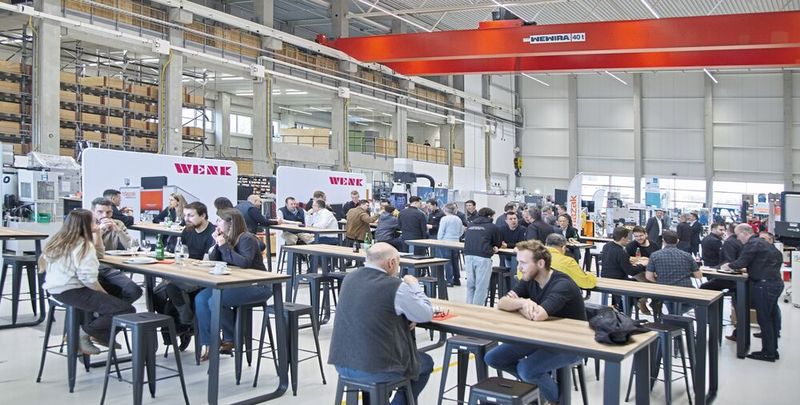 Plus de 240 visiteuses et visiteurs se sont informés lors des Journées de l’innovation Wenk sur les dernières technologies de fabrication. (Source : Matthias Böhm)