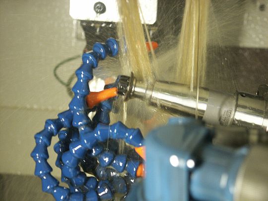 Vomat filters clean in full flow and separate dirty and clean oil 100 percent. (Source:  Vomat)