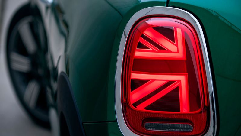 Die britische Automobilindustrie ist auf rasanter Talfahrt.(Bild:  BMW)