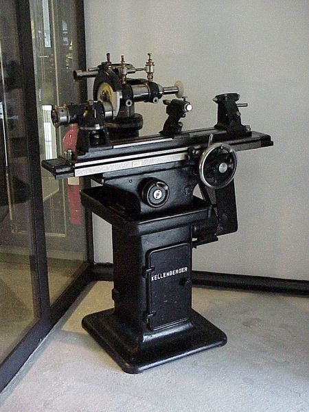 Machine Müller SA, vendeur de machines neuves et d'occasion gère également un musée des machines-outils, le Centre Müller à Bienne. (Image: MSM / JR Gonthier)