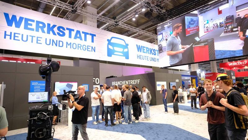 Der ZDK/BIV-Stand in Halle 9: „Zwei Verbände. Ein Ziel.“ (Bild: Zietz / VCG)