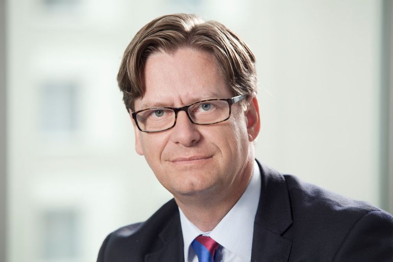 „Es ist wahrscheinlich, dass sich der Brexit negativ auf das Konjunkturklima und die Investitionstätigkeit in Großbritannien und darüber hinaus auswirken wird. Davon wären nahezu alle unsere Mitgliedsunternehmen betroffen“, fürchtet Spectaris-Geschäftsführer Dr. Tobias Weiler. (Spectaris)