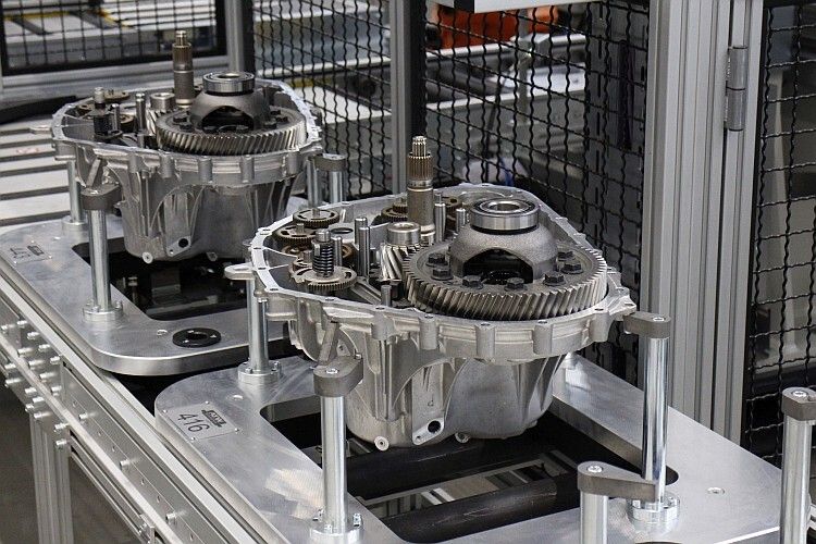 Produktionsstart des neuen Getrag 7 DCT 300: Erster Kunde ist Renault. (Foto: Getrag)