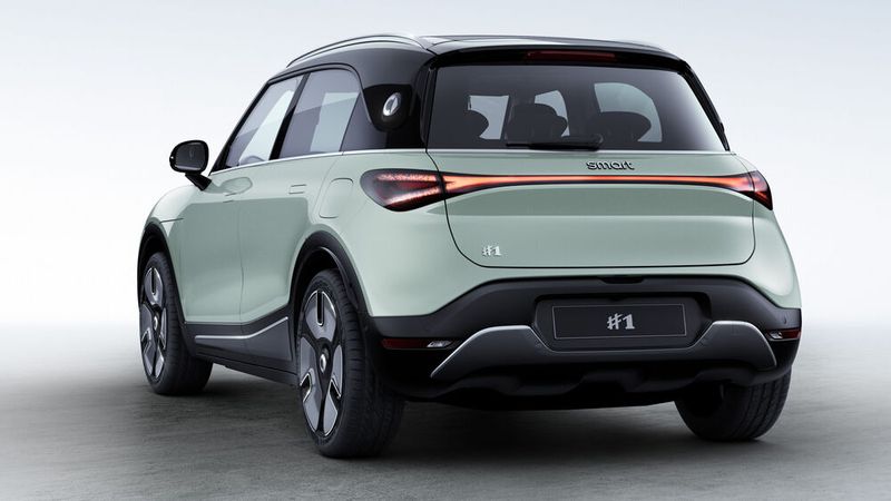 Von hinten erinnert der #1 ein wenig an den Mercedes EQA. (Bild: Smart)