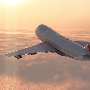 Eset-Sicherheits-Tipp 1: Vor dem Abflug rät Sicherheits-Experte Eset: Alle sicherheitsrelevanten Updates installieren und eine Datensicherung, am besten verschlüsselt auf eine externe Festplatte, vornehmen. Sollte im Urlaub etwas passieren, kann dadurch der Schaden minimiert werden. 