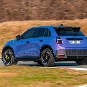 Vom Scorpionissima werden nur 1.949 Exemplare gebaut.(Bild:  Abarth)