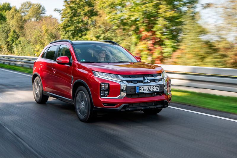 Angetrieben wird der ASX jetzt von einem Zwei-Liter-Benziner, der 110kW/150 PS leistet. (Mitsubishi)
